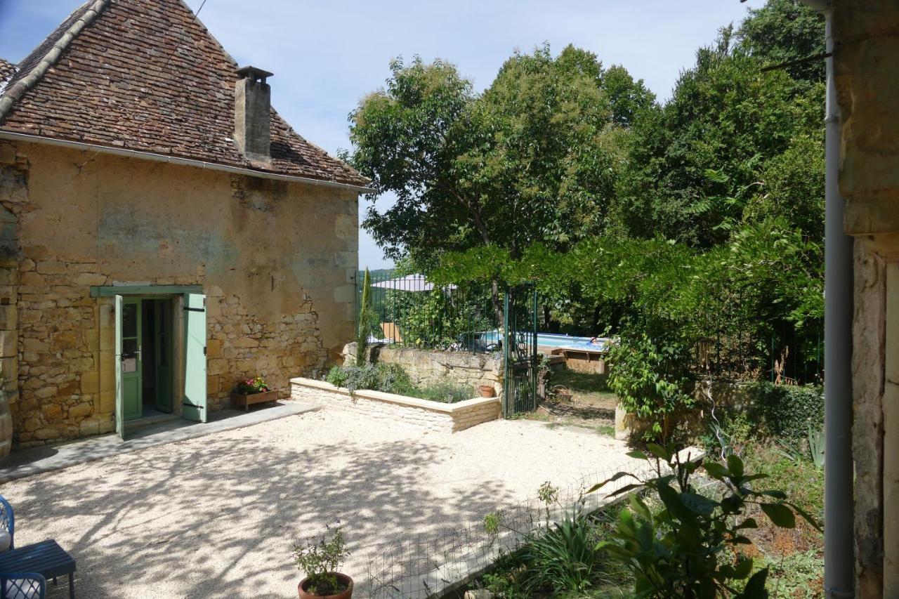 1 Rue Pasquet - 2 Double Rooms In The Main House Beaumont-du-Périgord Екстериор снимка