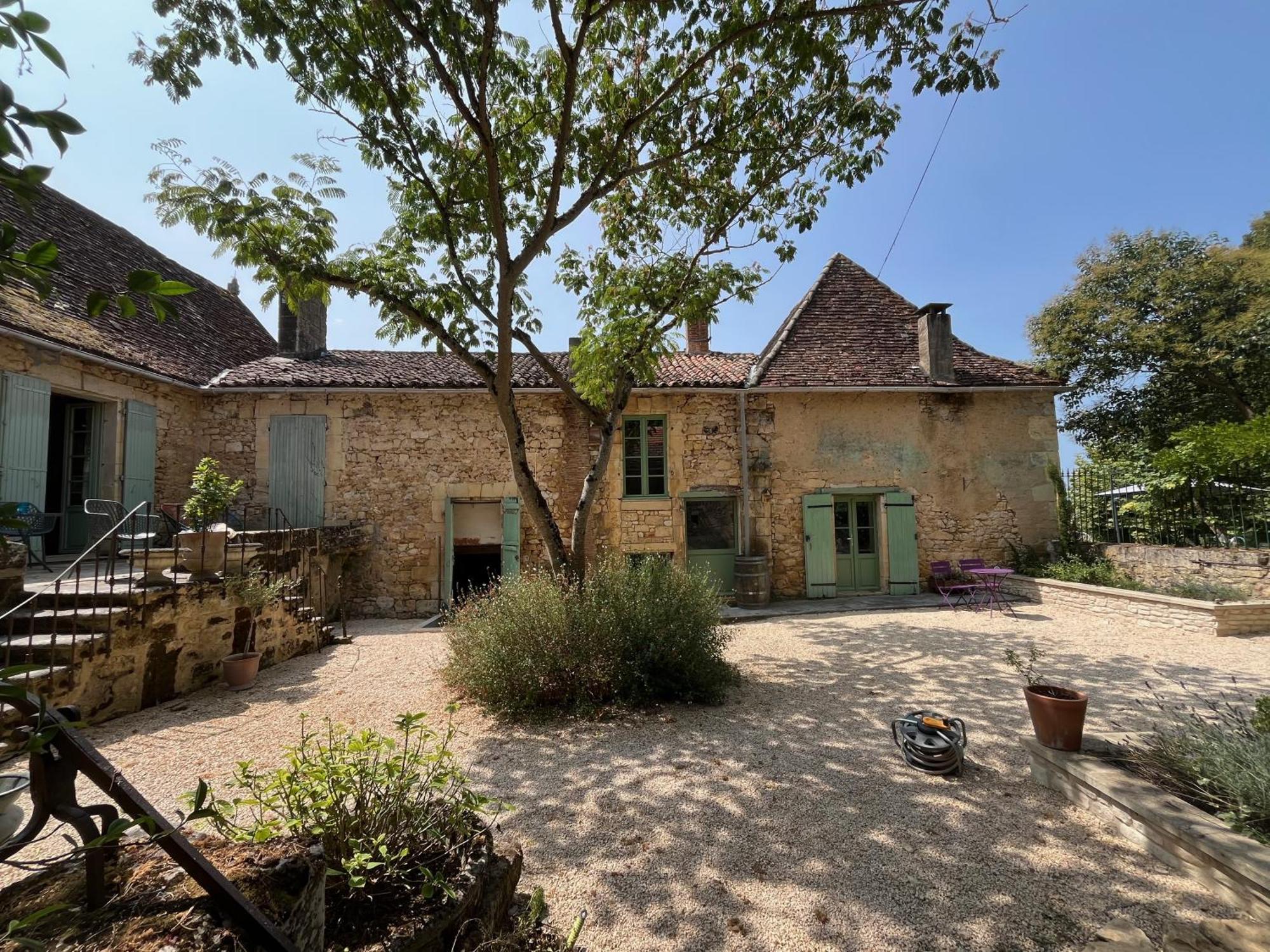 1 Rue Pasquet - 2 Double Rooms In The Main House Beaumont-du-Périgord Екстериор снимка
